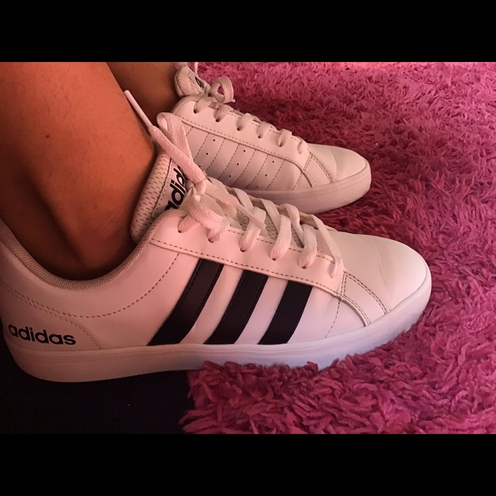 Adidas - Picture 5 of 5